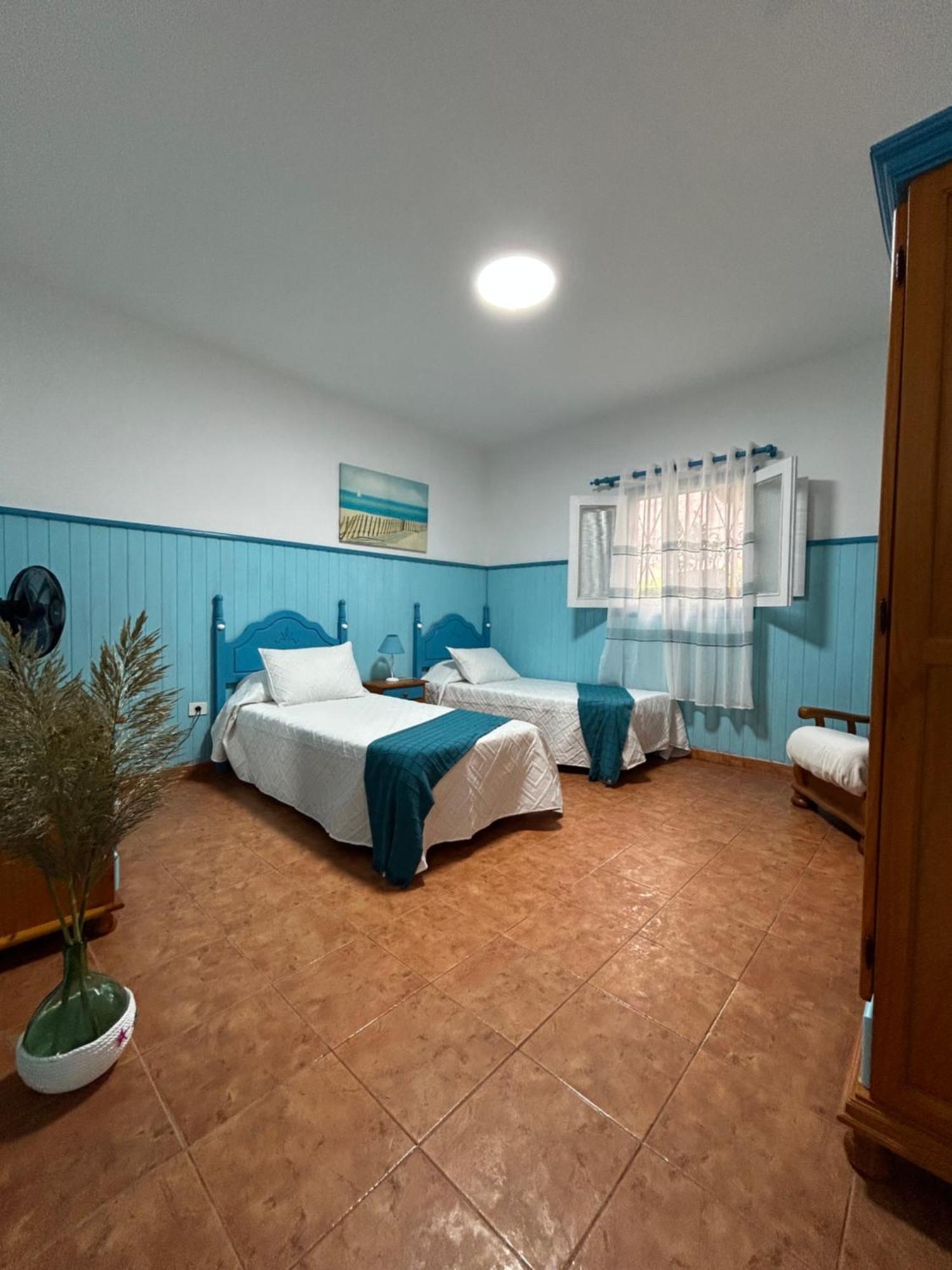Apartamentos Buen Leon Playa de Tasarte Exterior photo